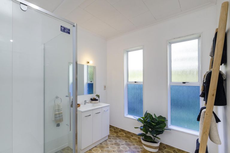 Photo of property in 1216 Rangiotu Road, Tiakitahuna, Palmerston North, 4477