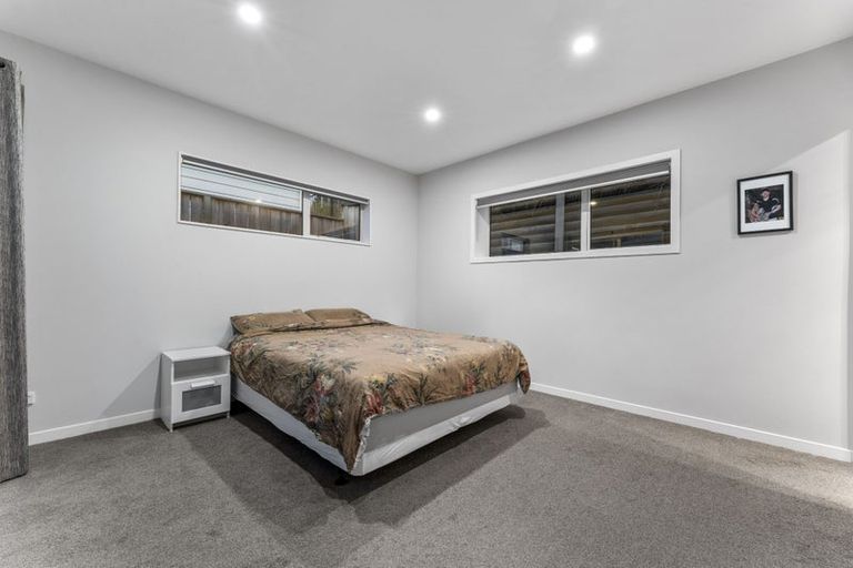 Photo of property in 10 Barrique Road, Kumeu, 0810