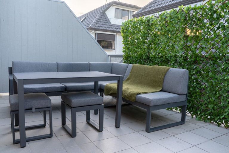 Photo of property in Atlas Apartments, 7/49 Maunganui Road, Mount Maunganui, 3116