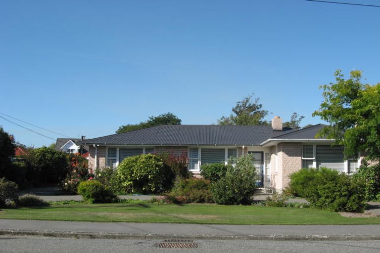 Photo of property in 14 Chapman Street, Leeston, 7632