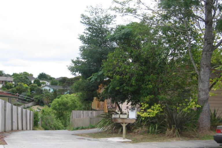 Photo of property in 2/43 Flaxdale Street, Birkdale, Auckland, 0626