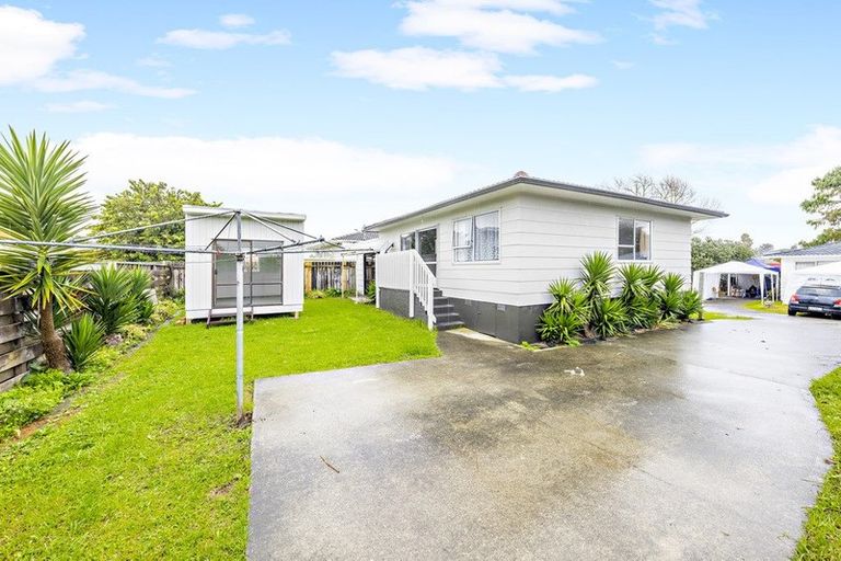 Photo of property in 1/14 Ririno Place, Manurewa, Auckland, 2102