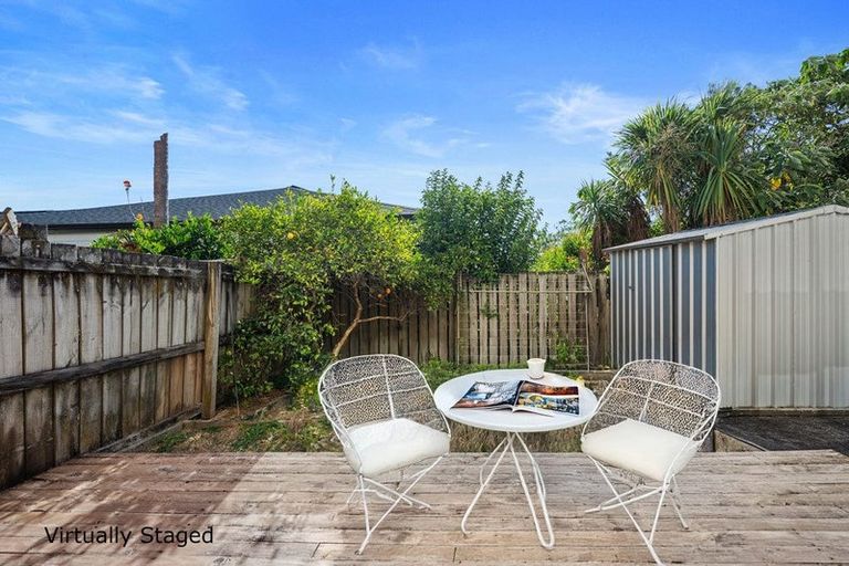 Photo of property in 59c Astley Avenue, New Lynn, Auckland, 0600