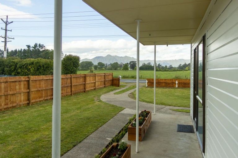 Photo of property in 28 Ngarua Road, Waitoa, 3310
