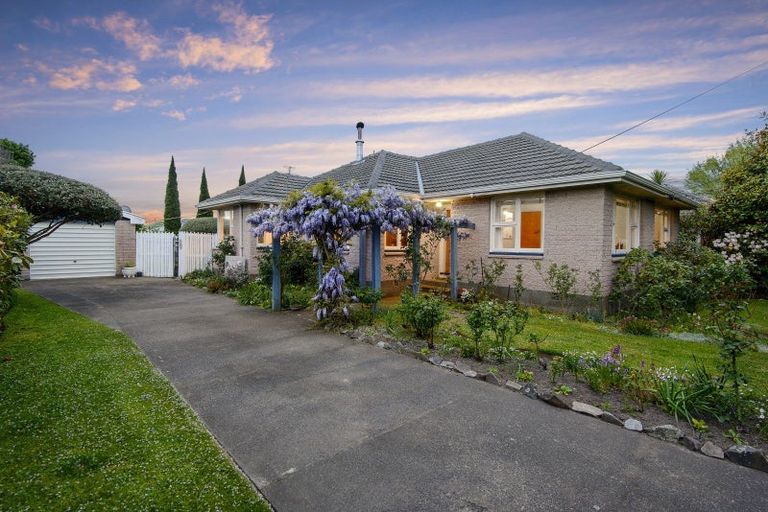 Photo of property in 4 Vardon Crescent, Shirley, Christchurch, 8061