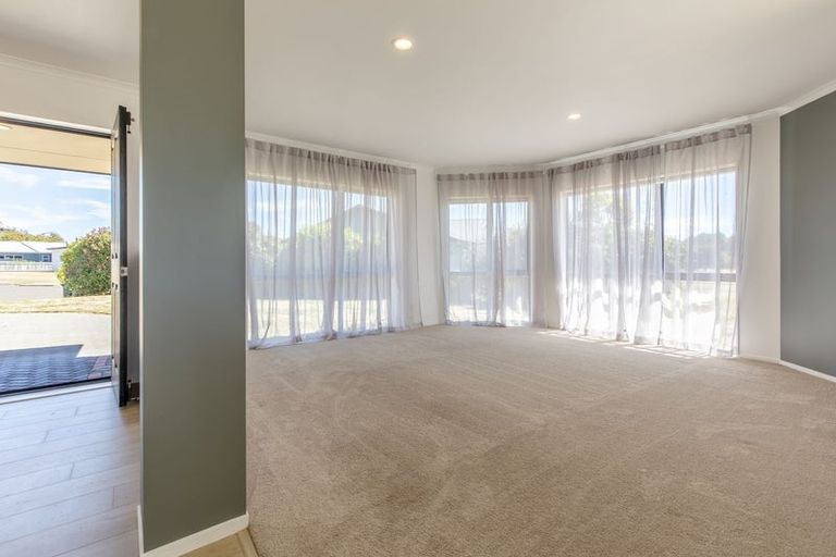 Photo of property in 17 Marshall Close, Motuoapa, Turangi, 3382