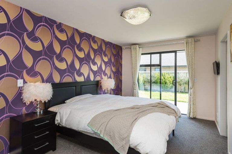 Photo of property in 15 Whitnall Street, Halswell, Christchurch, 8025