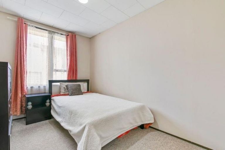 Photo of property in 1/9 Kimdale Place, Totara Heights, Auckland, 2105