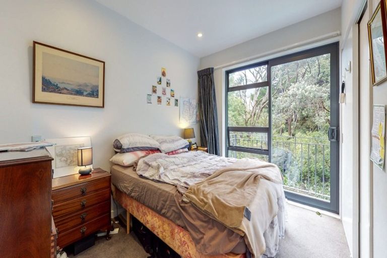 Photo of property in 13 San Sebastian Road, Kelburn, Wellington, 6012