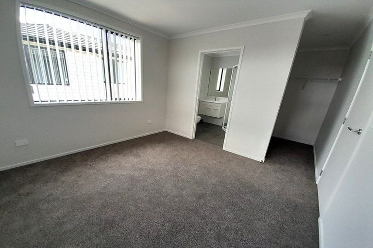 Photo of property in 32b Youngs Road, Papakura, 2110