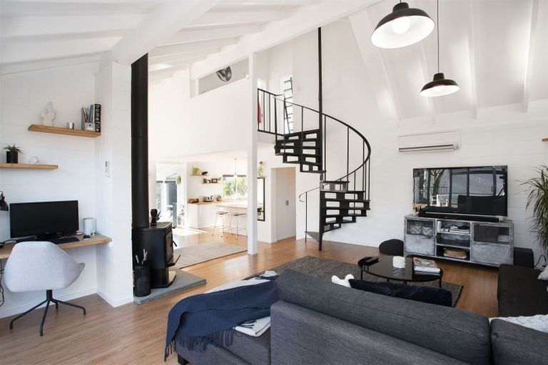 Photo of property in 10a Fovant Street, Russley, Christchurch, 8042