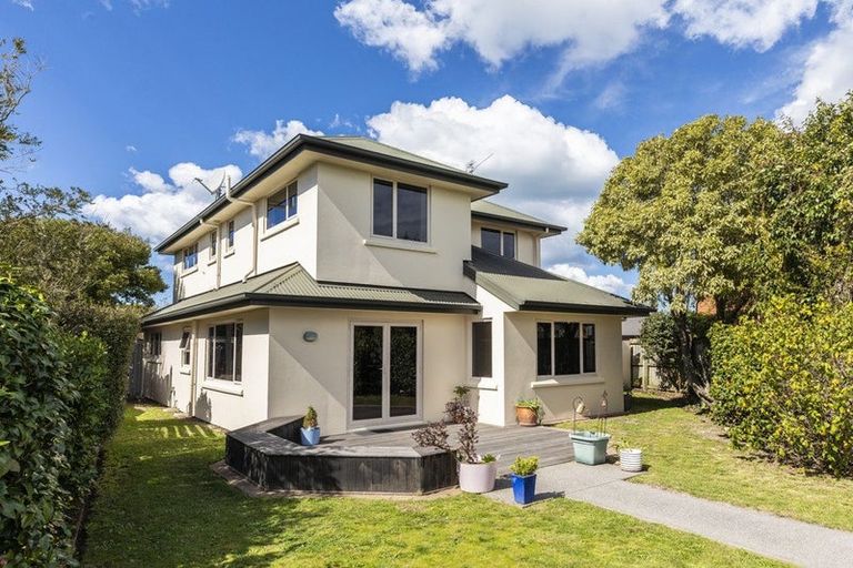 Photo of property in 56 Blue Gum Place, New Brighton, Christchurch, 8083
