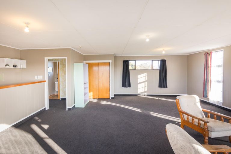 Photo of property in 19 Poole Street, Feilding, 4702