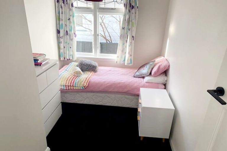 Photo of property in 10 Plunket Avenue, Petone, Lower Hutt, 5012