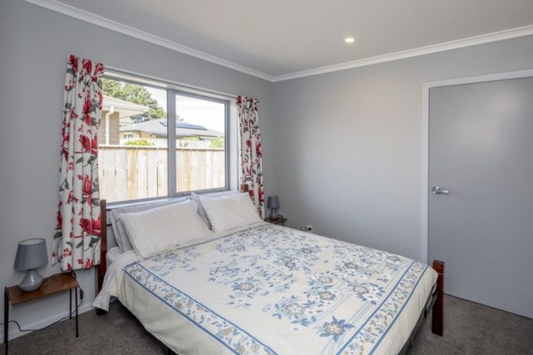 Photo of property in 12 Awahou Place, Foxton, 4814