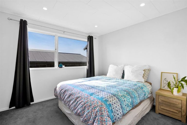 Photo of property in 41 Trelawney Crescent, Westown, New Plymouth, 4310