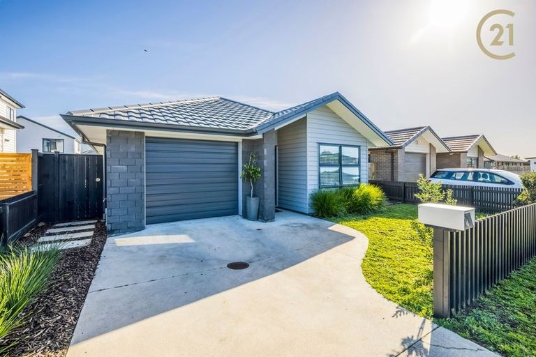 Photo of property in 14 Piripono Crescent, Pukekohe, 2120