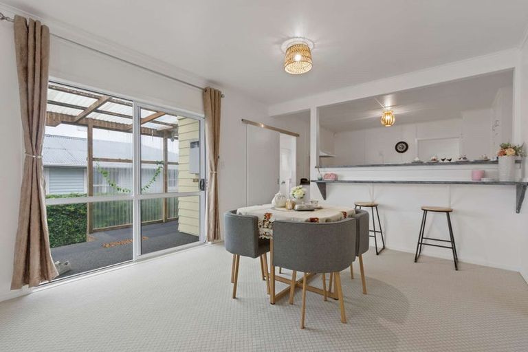 Photo of property in 21 Elliott Crescent, Owhata, Rotorua, 3010