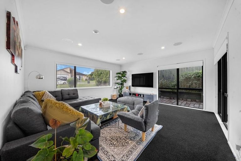 Photo of property in 11 Millbrae Place, Pokeno, 2402