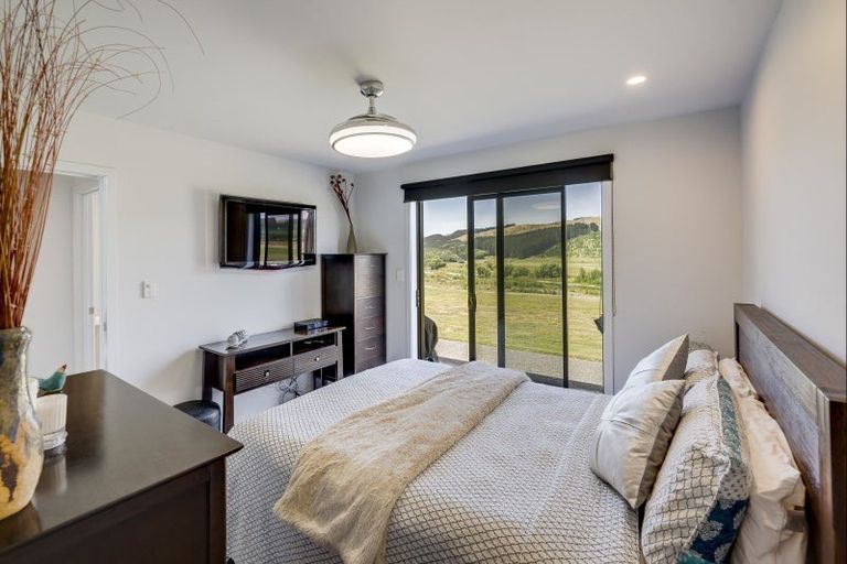 Photo of property in 8 Riverview Drive, Otane, 4277