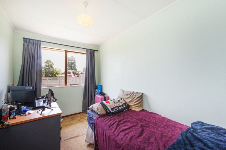 Photo of property in 3 Clutha Place, Westbrook, Palmerston North, 4412