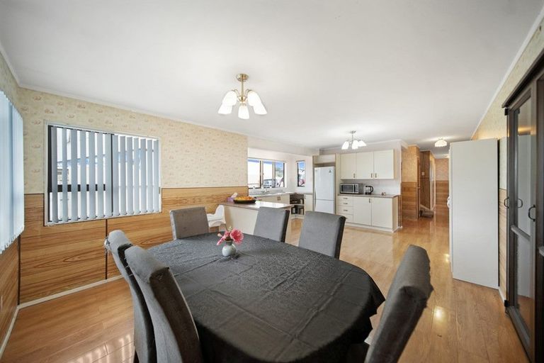 Photo of property in 24 Wickman Way, Mangere East, Auckland, 2024