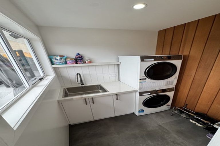 Photo of property in 16 Larnach Street, St Andrews, Hamilton, 3200