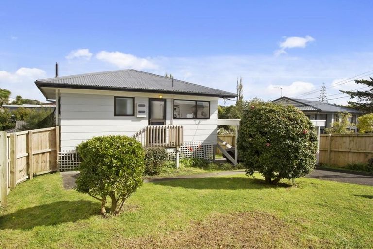 Photo of property in 65 Simpson Road, Ranui, Auckland, 0612