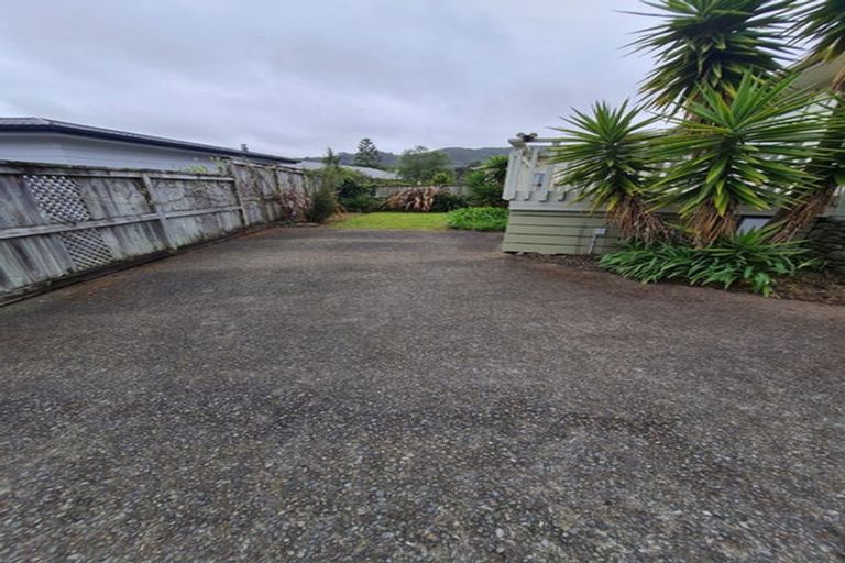 Photo of property in 28 Helvetia Grove, Naenae, Lower Hutt, 5011