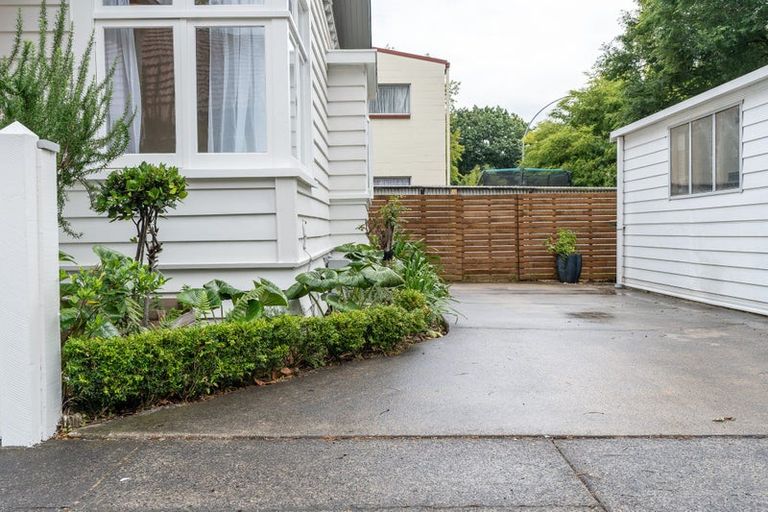 Photo of property in 893 Heaphy Terrace, Claudelands, Hamilton, 3214