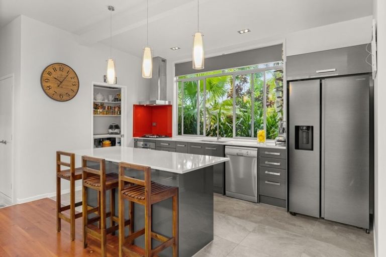 Photo of property in 13 Alderton Drive, Kerikeri, 0230