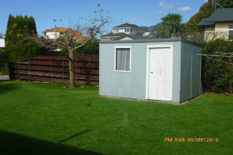 Photo of property in 386a Devonport Road, Tauranga South, Tauranga, 3112