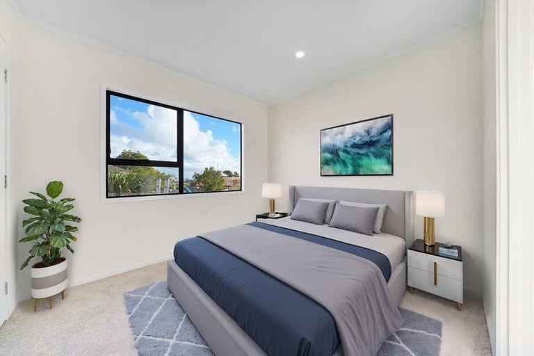 Photo of property in 64 Redcrest Avenue, Red Hill, Papakura, 2110