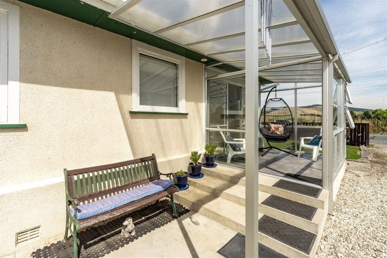 Photo of property in 25 Tokoiti Road, Milton, 9220