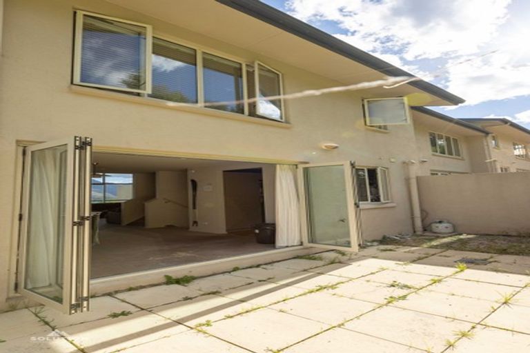 Photo of property in 6b Vancouver Drive, Queenstown, 9300