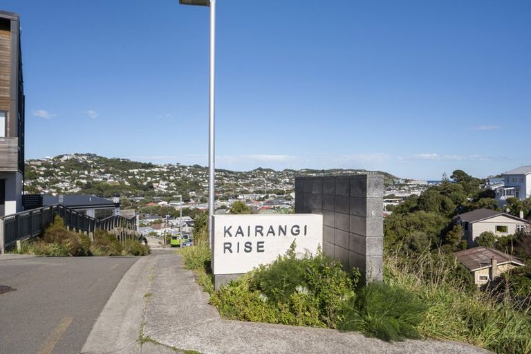 Photo of property in 3/104 Maupuia Road, Maupuia, Wellington, 6022