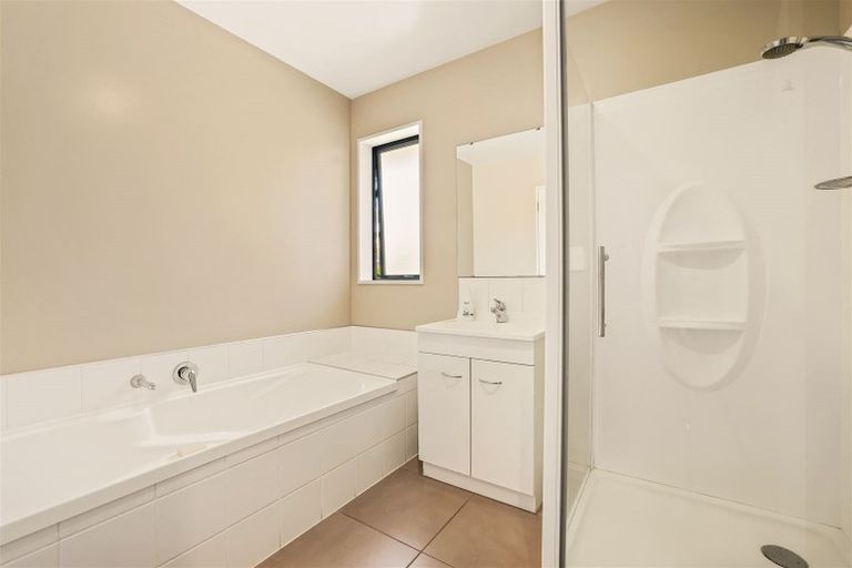 Photo of property in 5 Highlight Lane, Heathcote Valley, Christchurch, 8022