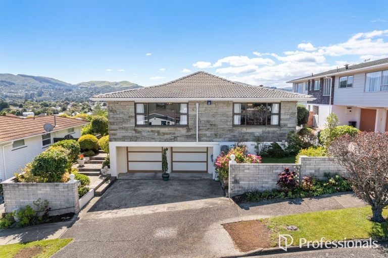 Photo of property in 7 Summit Road, Fairfield, Lower Hutt, 5011
