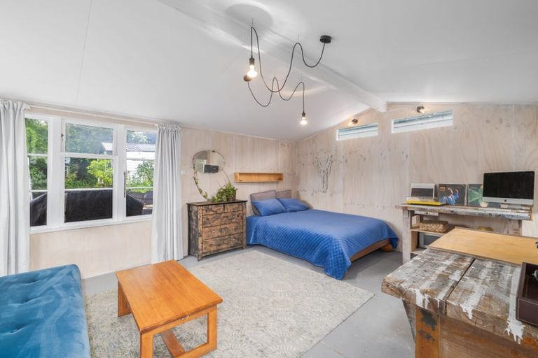 Photo of property in 135 Packe Street, Edgeware, Christchurch, 8013