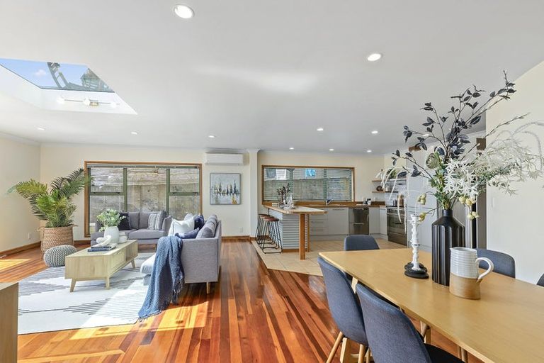 Photo of property in 10 Ocean Parade, Pukerua Bay, 5026