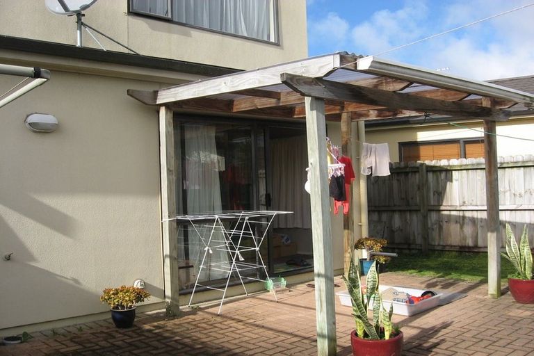 Photo of property in 33 Puma Drive, Golflands, Auckland, 2013