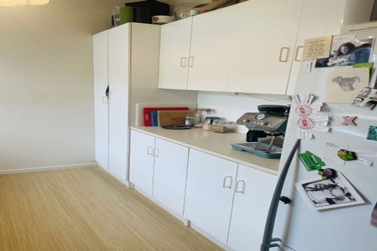 Photo of property in 6 Kekerenga Street, Strathmore Park, Wellington, 6022