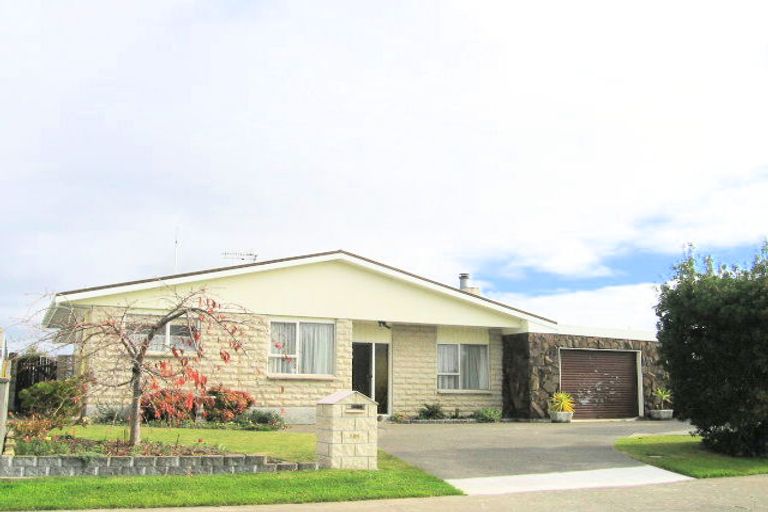 Photo of property in 105 Westminster Avenue, Tamatea, Napier, 4112