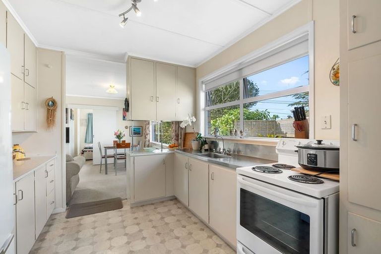 Photo of property in 203 Parkhurst Road, Parakai, 0830