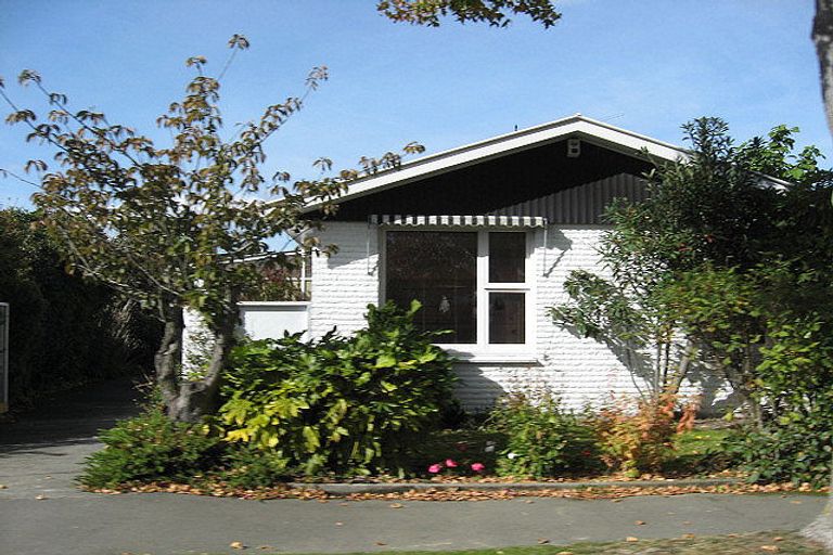 Photo of property in 4 Westmont Street, Ilam, Christchurch, 8041