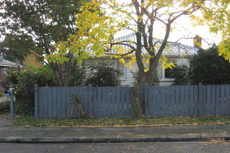 Photo of property in 74 Vagues Road, Northcote, Christchurch, 8052