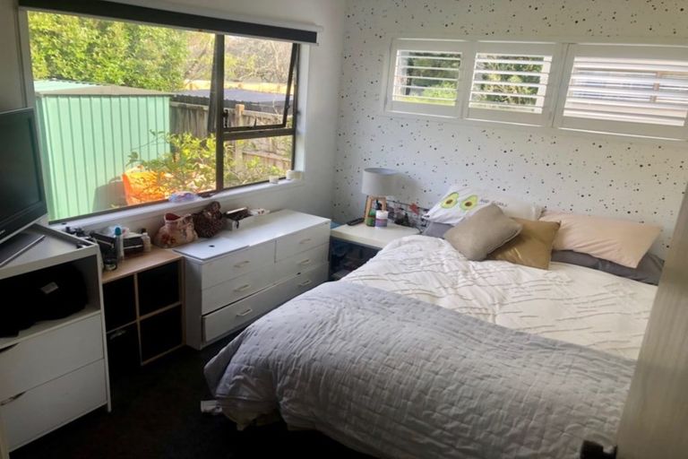 Photo of property in 2/81a Salisbury Road, Birkdale, Auckland, 0626