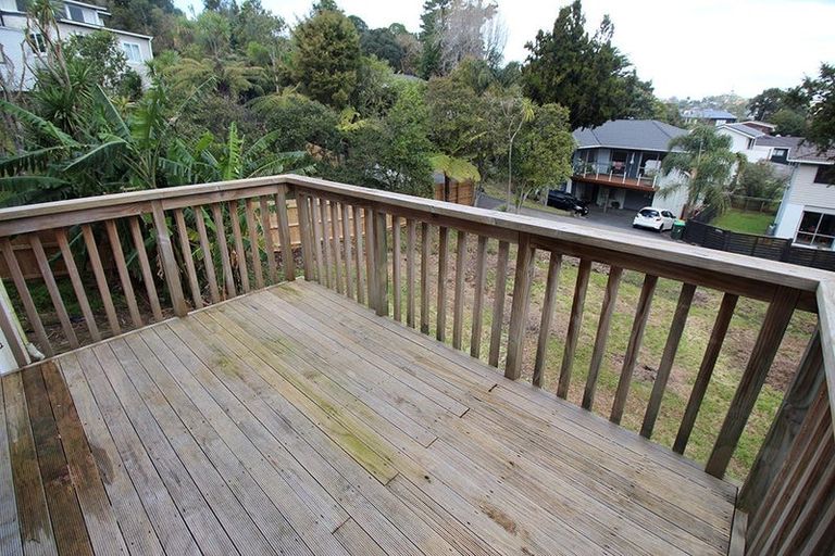 Photo of property in 2/799 Beach Road, Browns Bay, Auckland, 0630