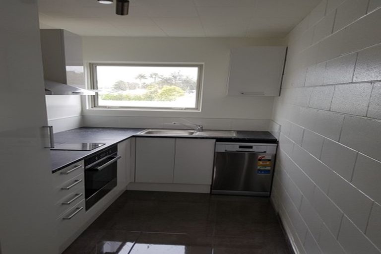 Photo of property in 33 Seddon Road, Frankton, Hamilton, 3204