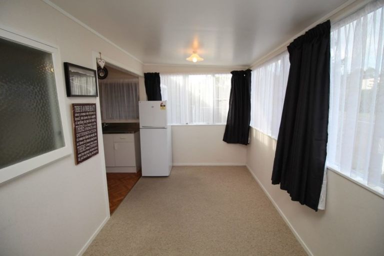 Photo of property in 12 Totara Street, Marton, 4710